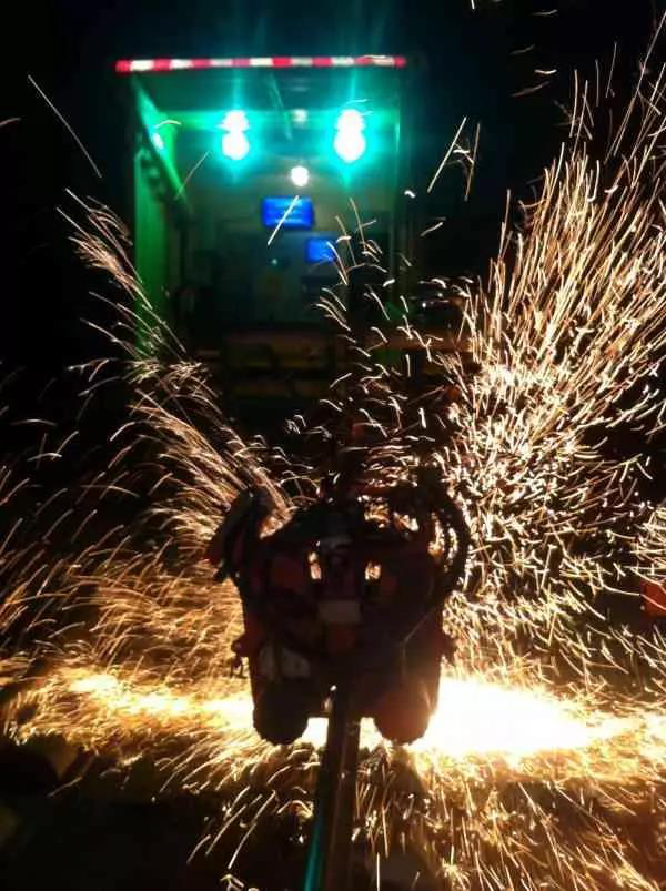 今日頭條、北京日報(bào)：13號線清河站撥線工程倒計(jì)時(shí)，京城地鐵首  次鋪上樹脂軌枕